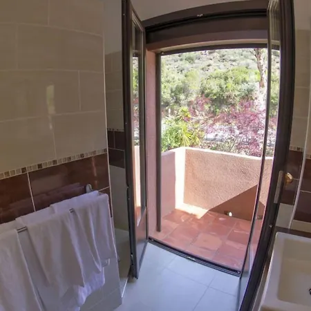 فندق Corsica - Porto Corse 3*