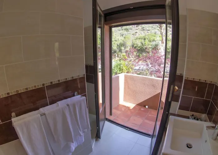 Hotel Corsica - Porto Corse 3*